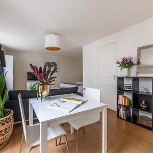 Deluxe Studio